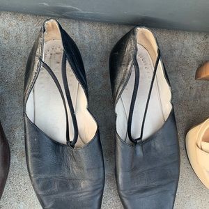 Giorgio Armani flat shoes in black and brown